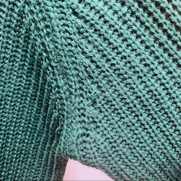 Questions Chunky Knit Chocker Sweater Green Size L - Picture 7 of 7